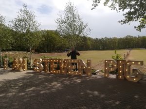 XXL lichtletters DJ Booth Bussie