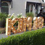 XXL lichtletters DJ Booth Bussie